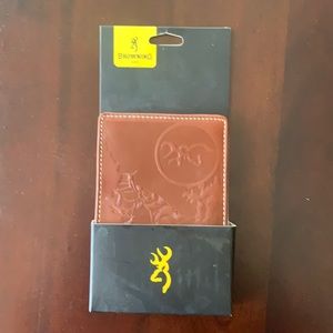 Browning Men’s Leather Wallet Embossed Logo & Deer
